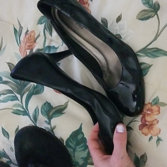 Black predictions pumps - Picture 2 of 4
